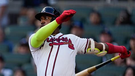 Braves tie season record with 307 homers as Ozuna hits pair in 10-9 loss to Nationals